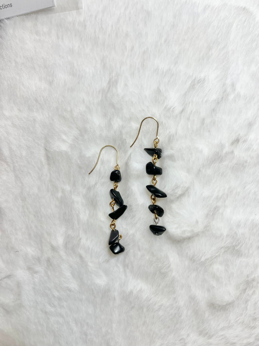 Black dangles
