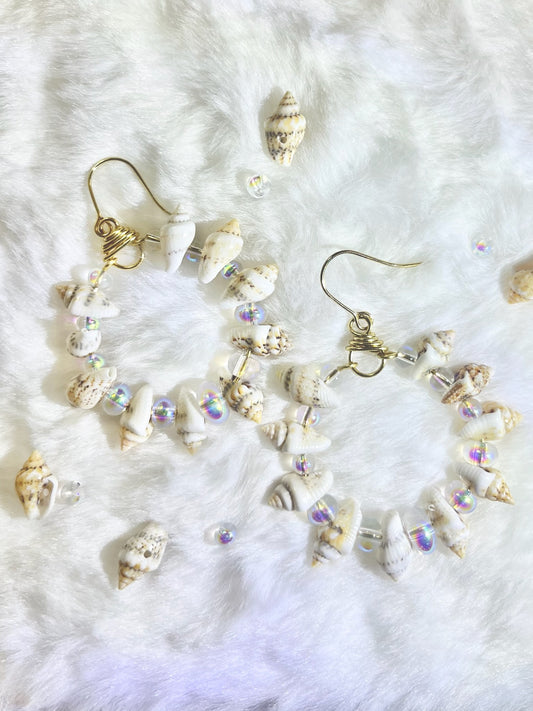 SHELL-O GORGEOUS earrings